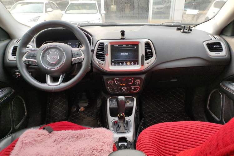 Used Jeep Compass 2017 200T Automatic Family Edition