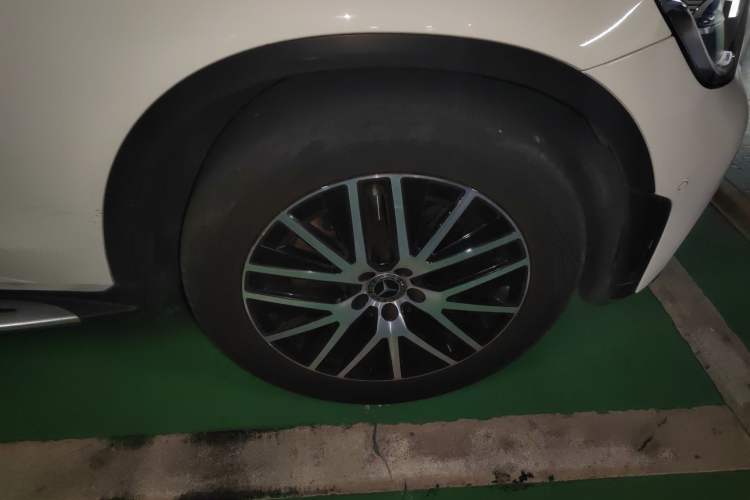 Used Mercedes-Benz GLC Coupe 2023 GLC 300 4MATIC Coupe SUV