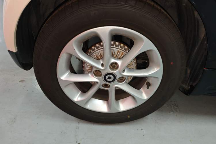 Used smart fortwo 2015 1.0L 52 kW Hardtop Passion Edition
