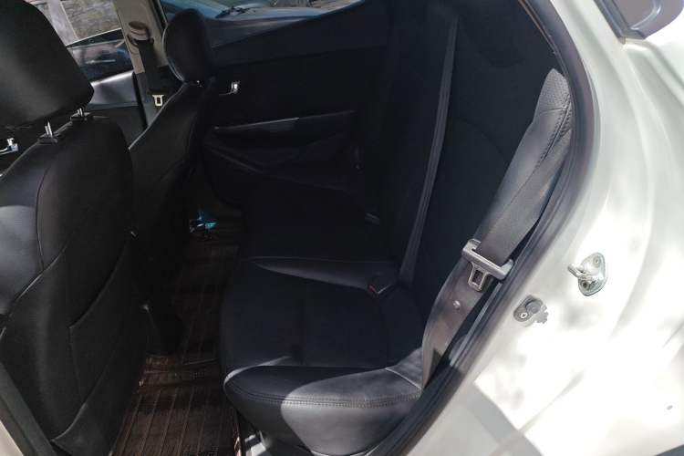 Used Kia K2 2012 Sedan 1.4L Automatic GLS Commemorative Edition
