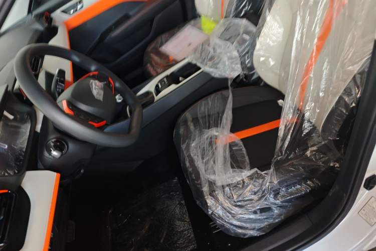 Used Dongfeng Aeolus Yixuan 2025 1.5L Glory Edition
