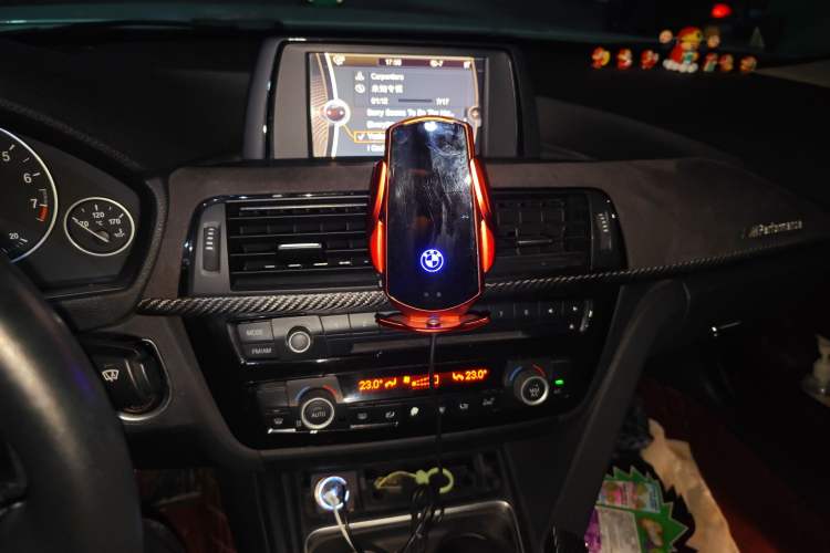 Used BMW 3 Series 2014 320Li Fashion Model Audio And AC Panel