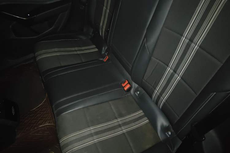 Used Volkswagen Sagitar 2021 280TSI DSG Excellence Edition Left Rear Seat