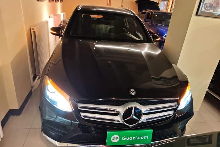 Used Mercedes-Benz GLC 2017 GLC 260 4MATIC Luxury Model