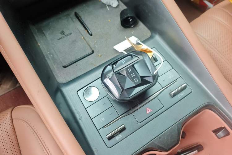 Used BYD Song L EV 2024 550km Beyond Edition Gear Lever