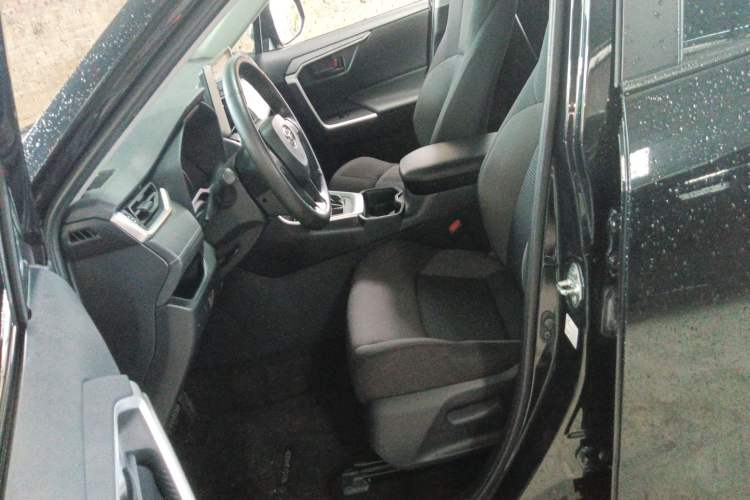 Used Toyota Wildlander 2022 2.0L CVT Two-Wheel Drive Leading Edition
