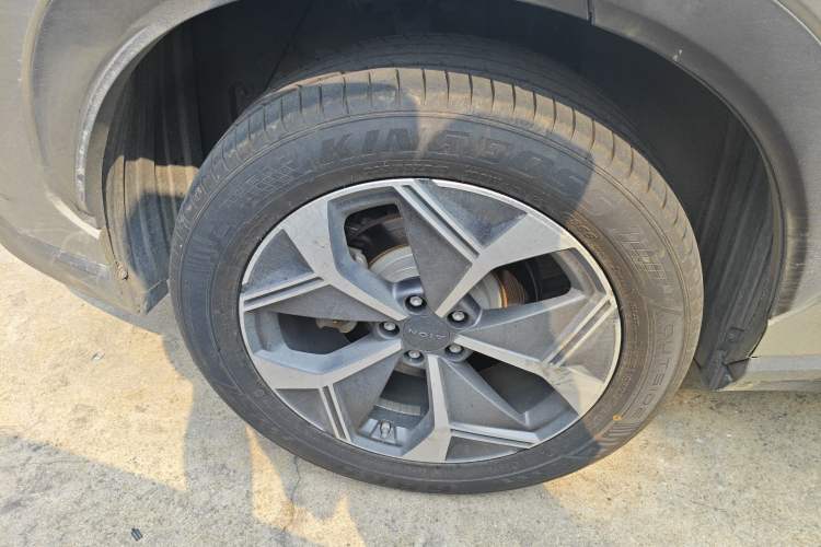 Used AION V 2023 Plus 70 Super Fast Charging Version Ternary Lithium Right Rear Wheel Hub