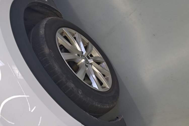 Used Volkswagen T-ROC 2019 280TSI DSG Two-Wheel Drive Advanced Version China VI Standard
