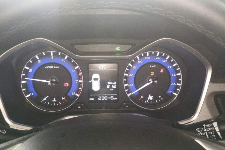 Used Geely Auto Vision X3 2019 Upgraded Model 1.5L Manual Elite Version Instrument Cluster