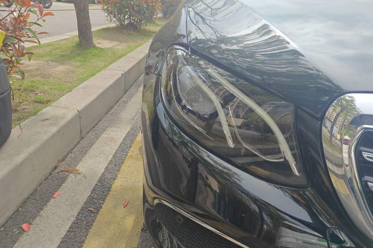 Used Mercedes-Benz E-Class 2019 Restyled E 300 L Luxury Edition Right Front Headlight