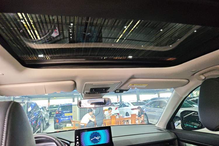 Used Honda Breeze 2023 240TURBO Two-Wheel-Drive Luxury Edition 5 Seats