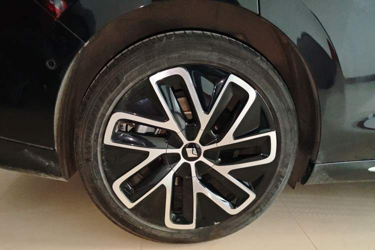 Used Baojun Enjoy 2025 Plug-in Hybrid 140km Luxury Edition