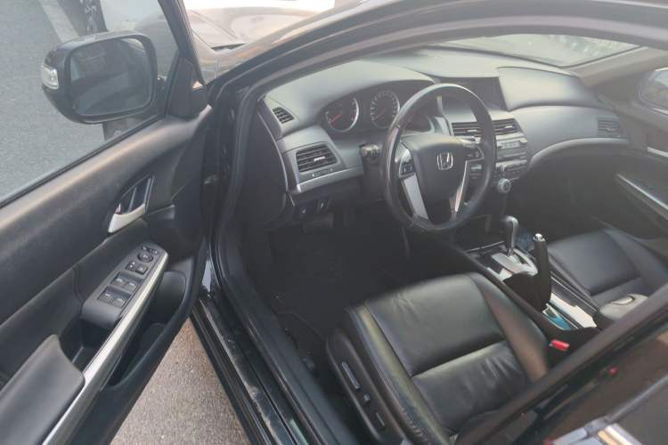 Used Honda Accord 2012 2.4L SE Driver Seat