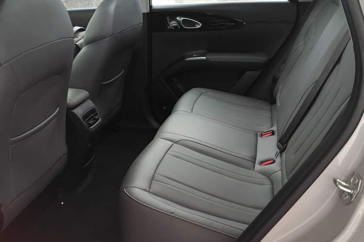 Used Geely Galaxy Geome 2025 310km Dream Edition Left Rear Seat