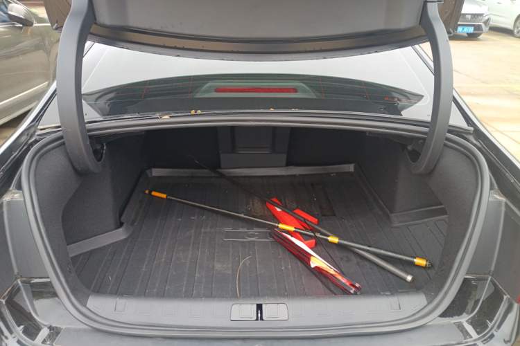 Used Citroen C6 2022 400THP Co-Creation Edition