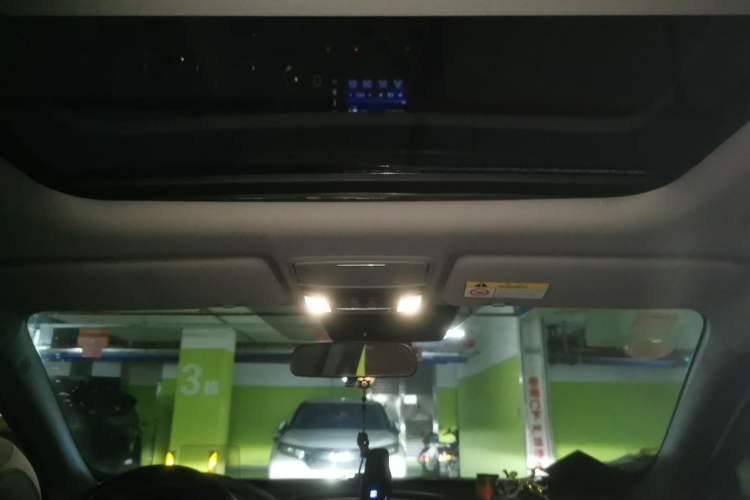 Used Honda CR-V 2017 240TURBO CVT Four-Wheel Drive Prestige Edition Headliner