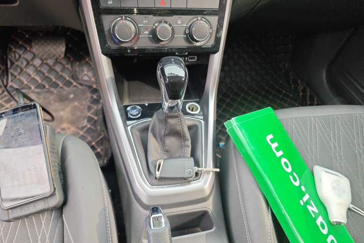 Used Volkswagen T-Cross 2021 1.5L Automatic Comfort Edition Gear Lever