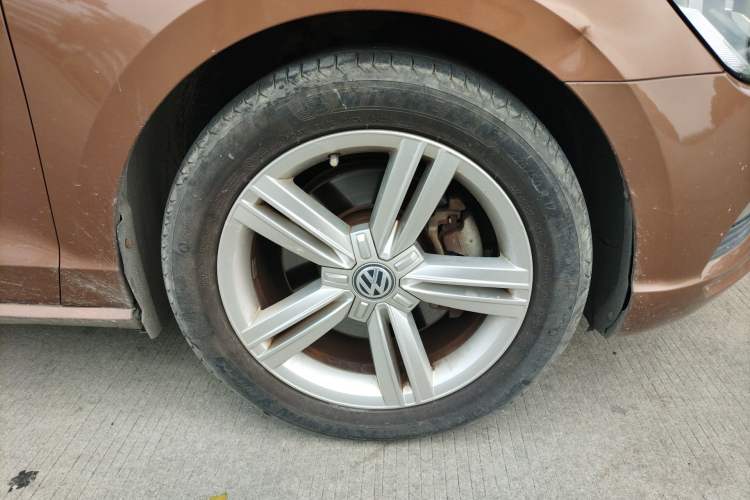 Used Volkswagen Lamando 2015 330TSI DSG Comfort Edition
