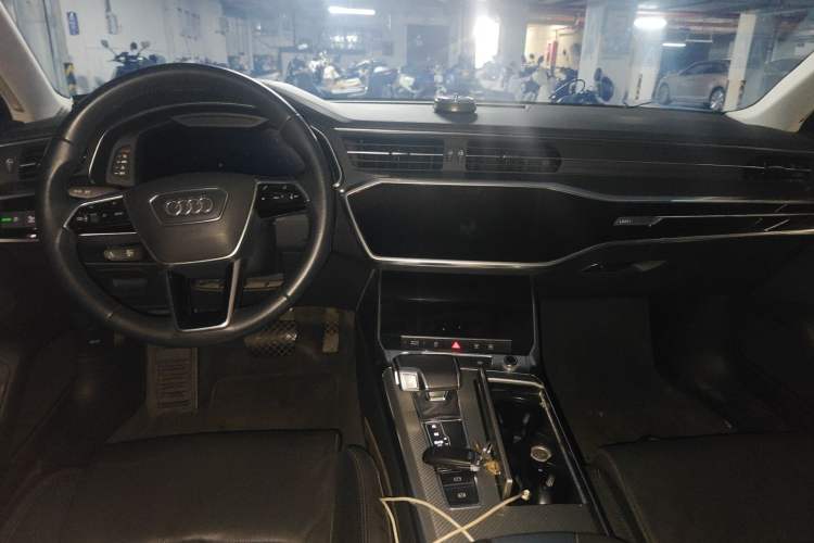 Used Audi A6L 2019 45 TFSI Prestige Elegant Edition
