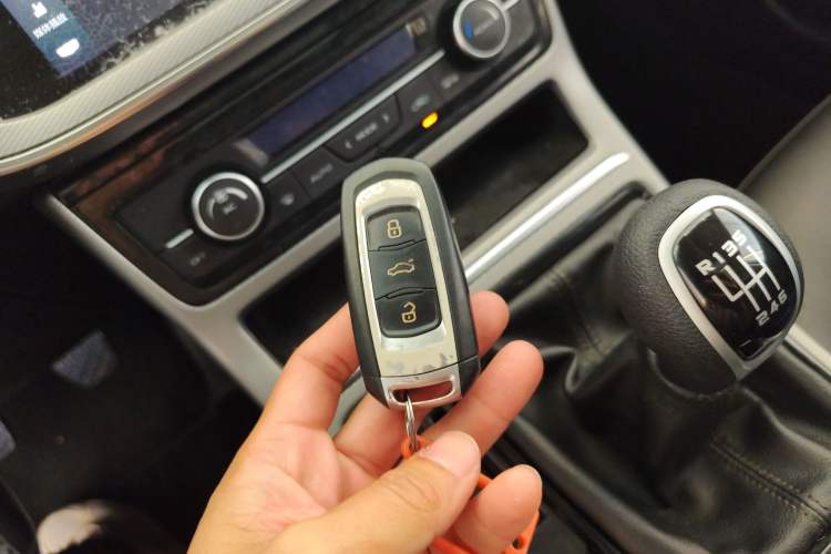 Used Geely Auto Emgrand GL 2018 1.4T Manual Elite Smart Connectivity Version