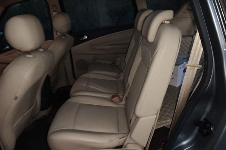 Used Ford S-MAX 2008 2.3L 7-Seater Flagship Navigation Version
