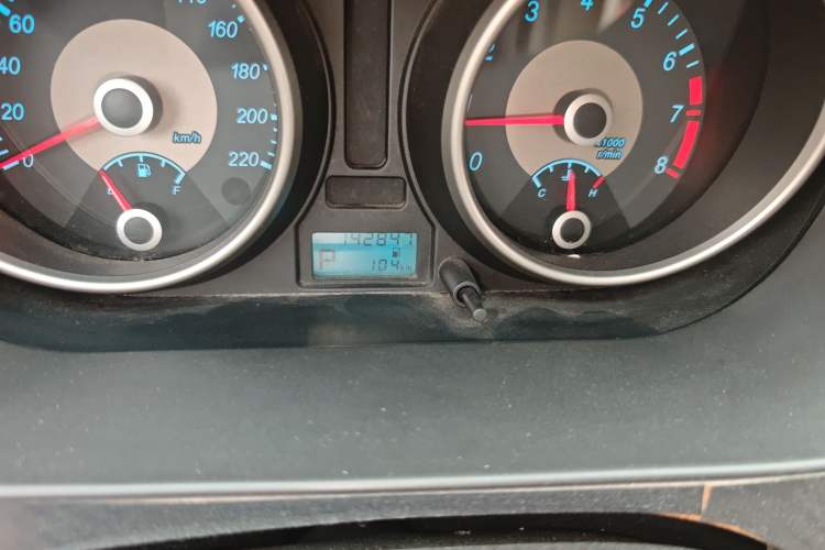 Used Buick Excelle 2015 1.5L Automatic Classic Model
