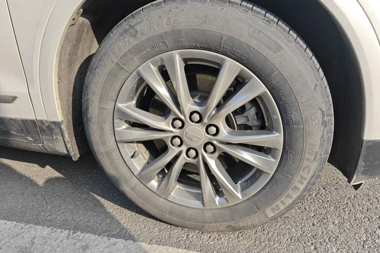 Used Cadillac XT5 2022 2.0T Four-Wheel Drive Luxury Version
