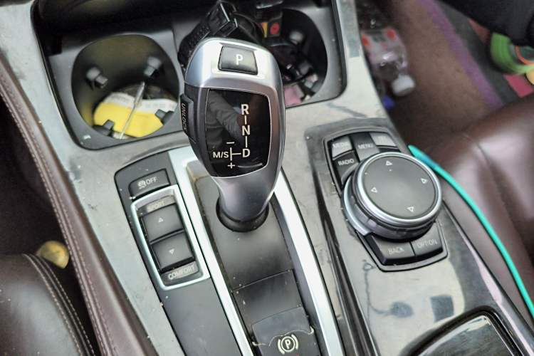 Used BMW 5 Series 2014 525Li Luxury Design Package Gear Lever