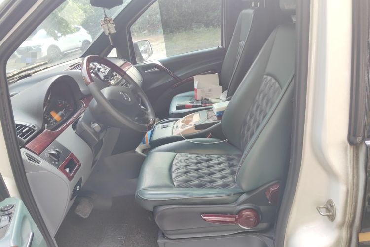 Used Mercedes-Benz Vito 
