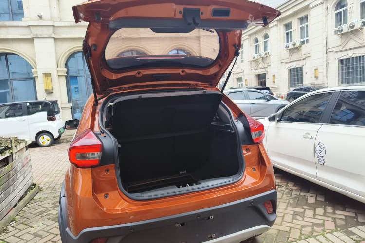 Used Chery Tiggo 3X 2017 1.5L Automatic Fashion Edition Trunk