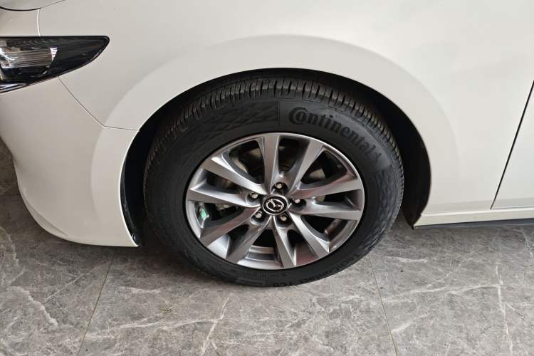 Used Mazda 3 Axela 2021 1.5L Automatic ZhiMei Edition
