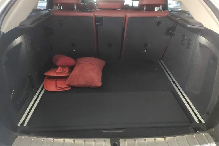 Used BMW X4 2022 xDrive 25i M Sport Package Trunk