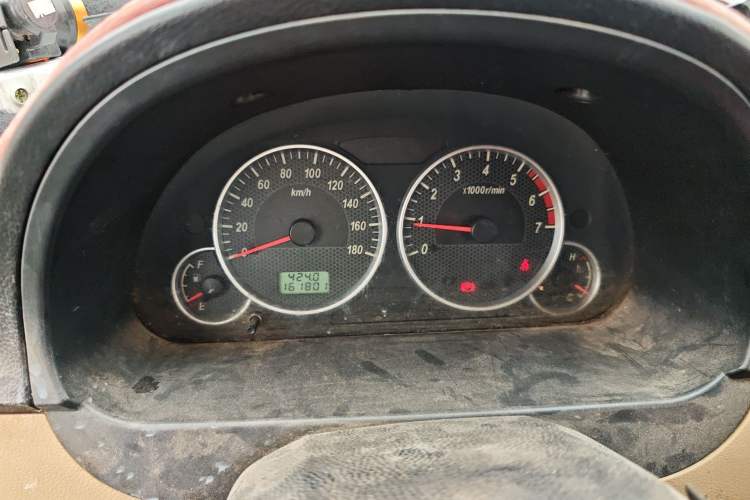 Used Dongfeng Xiaokang C37 2012 1.4L Comfort Version DK13-06