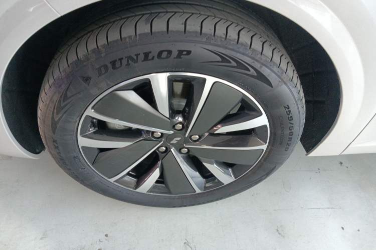 Used Li Auto L6 2025 Pro Smart Refresh Edition
