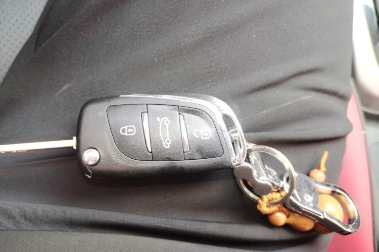 Used CHANGAN Eado 2015 1.6L Manual Junku Model China IV Standard Vehicle Key