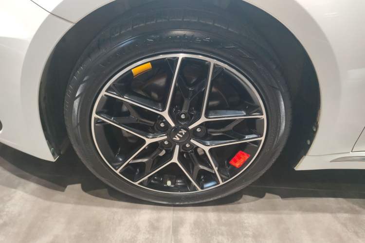 Used Kia K5 2019 Pro 1.6T Automatic Luxury Edition China VI Standard