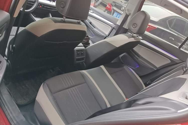 Used Volkswagen Golf 2021 280TSI DSG Pro Left Rear Seat