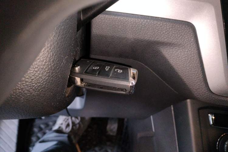 Used Volkswagen Touran 2018 Volkswagen Touran L 280TSI DSG Style Edition 7 Seats China V Emission Standard