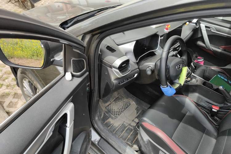 Used Geely Auto Coolray 2021 1.4T Manual Gold Edition Driver Seat