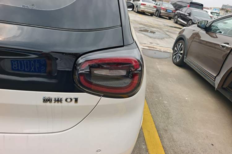 Used Dongfeng NAMMI 01 2026 Model Originality Edition 330Air Right Rear Taillight