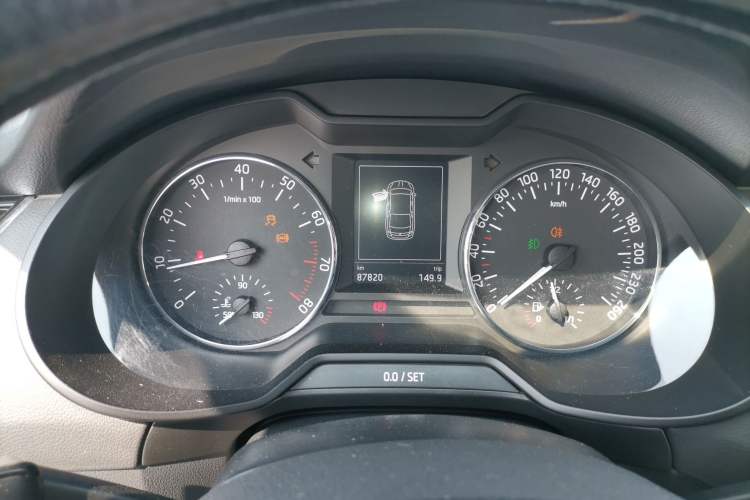 Used Skoda Octavia 2017 1.6L Manual Smart Drive Edition
