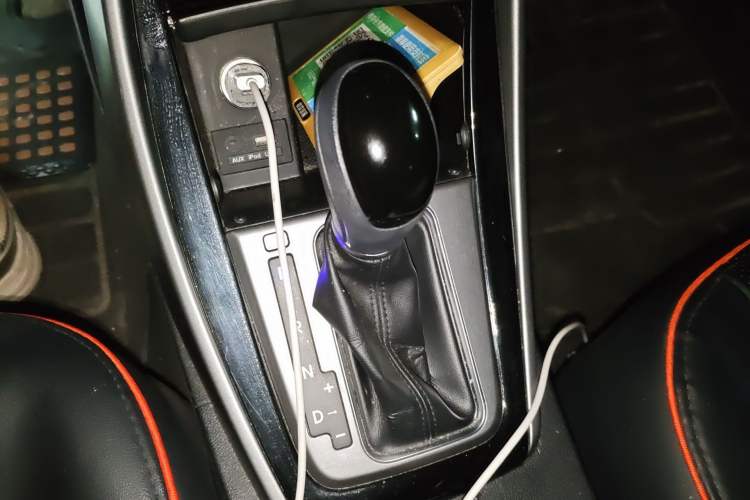 Used Hyundai Elantra (5th Generation / Langdong) 2016 1.6L Automatic Prestige Model Gear Lever