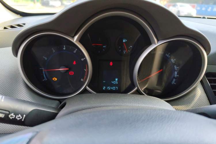 Used Chevrolet Cruze 2011 1.6L SE MT Transformers Edition
