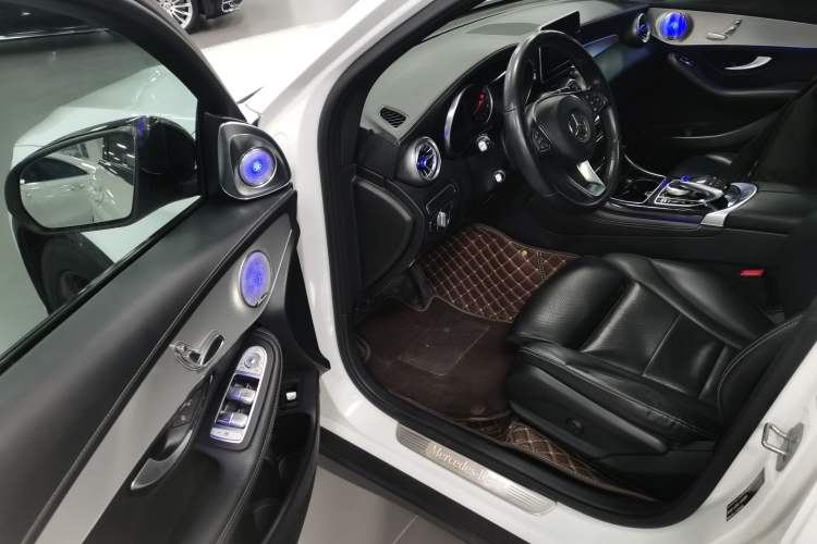 Used Mercedes-Benz GLC Coupe 2019 GLC 200 4MATIC Coupe SUV Driver Seat