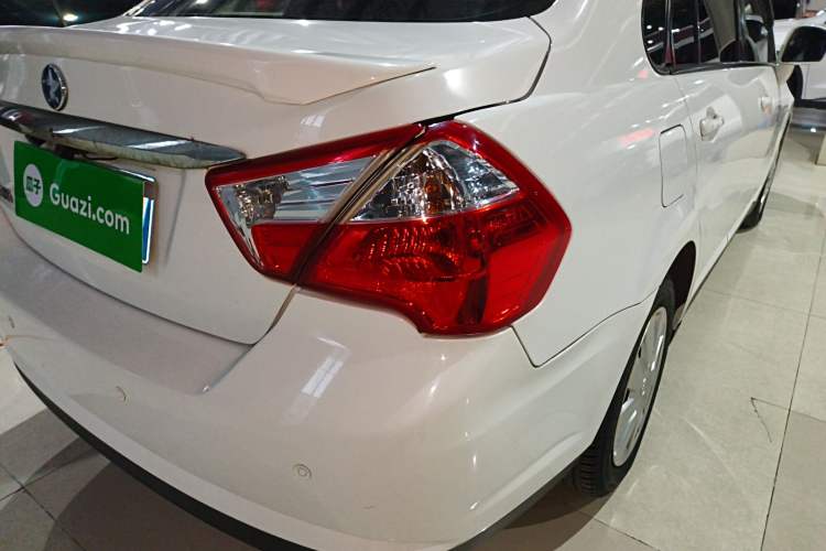 Used Venucia D50 2014 1.6L Manual Splendid Edition