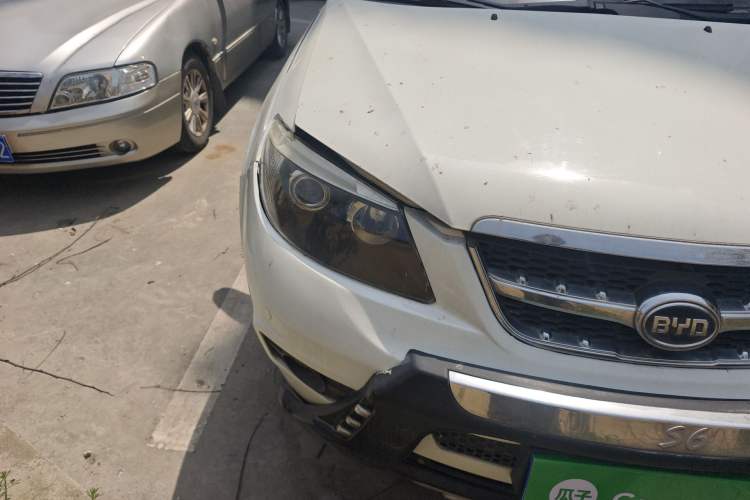 Used BYD S6 2013 Platinum Edition 2.0L Manual Luxury Model