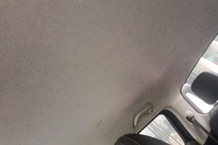 Used Great Wall King Kong Poer 2022 2.0T Manual Gasoline Two-Wheel Drive Elite Version with Long Bed and Flatbed – GW4C20B
