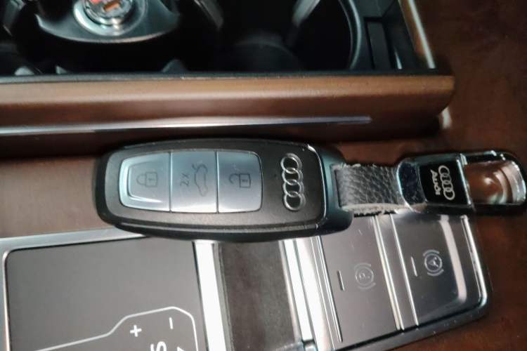 Used Audi A6L 2023 Revised 45 TFSI Prestige Dynamic Edition
