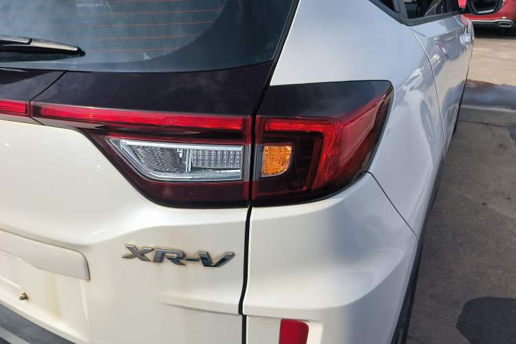 Used Honda XR-V 2015 1.5L LXi CVT Classic Edition
