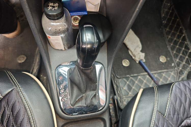 Used Volkswagen Polo 2011 1.6L Automatic ZhiShang Version